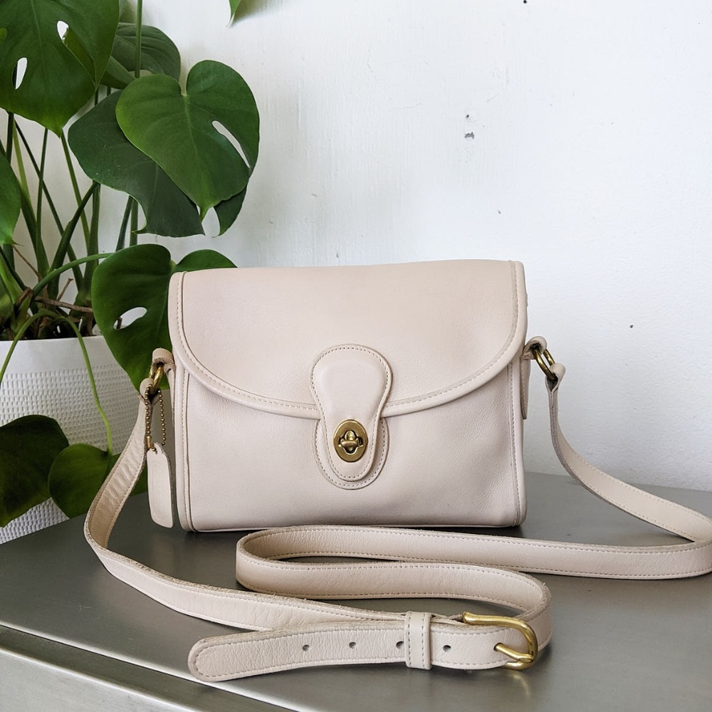 Vintage 1990s COACH Devon Bag *RARE COLOR*